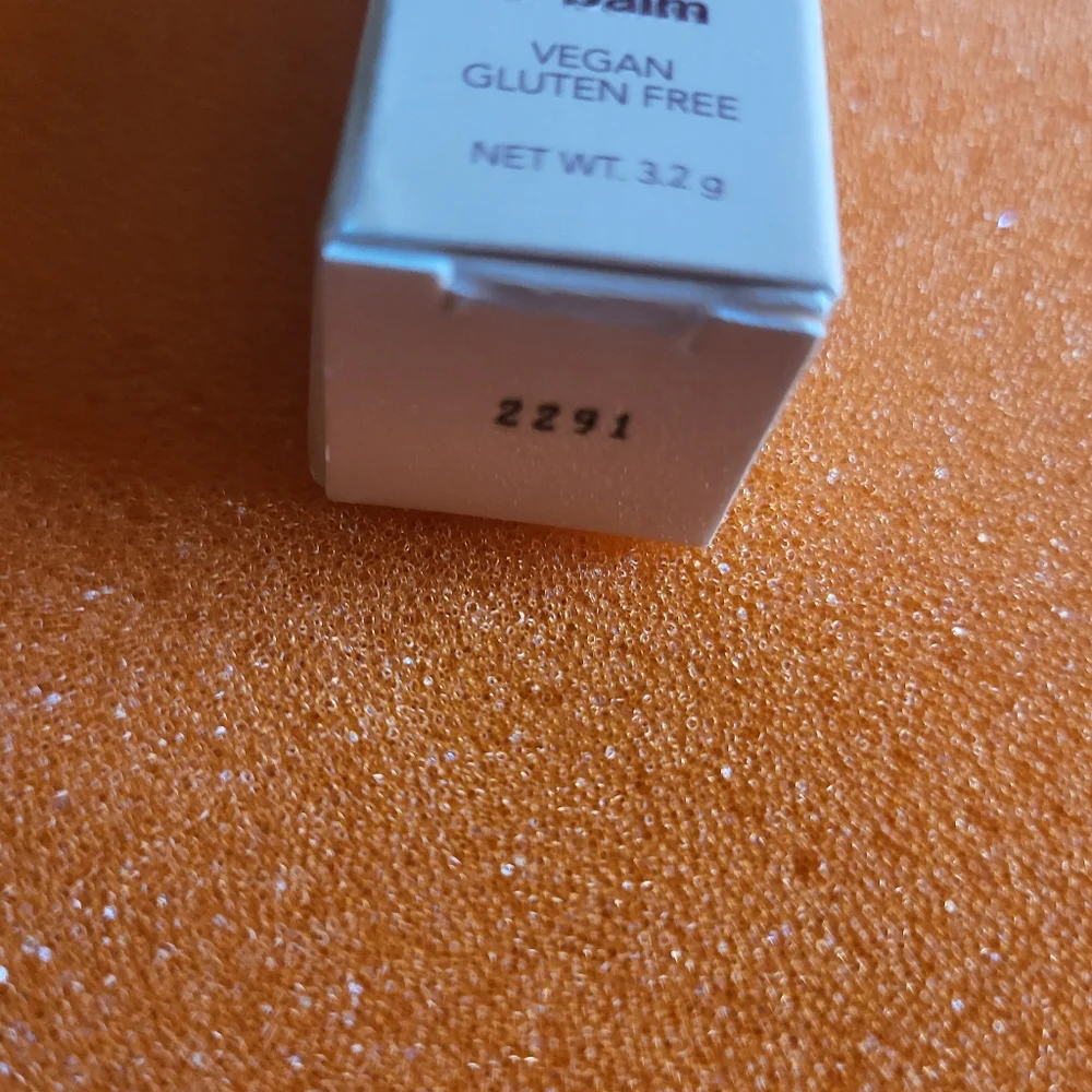 BRAND NEW Persona Cosmetics E-Balm Tinted Lip Balm Manifest Classic Shee…
